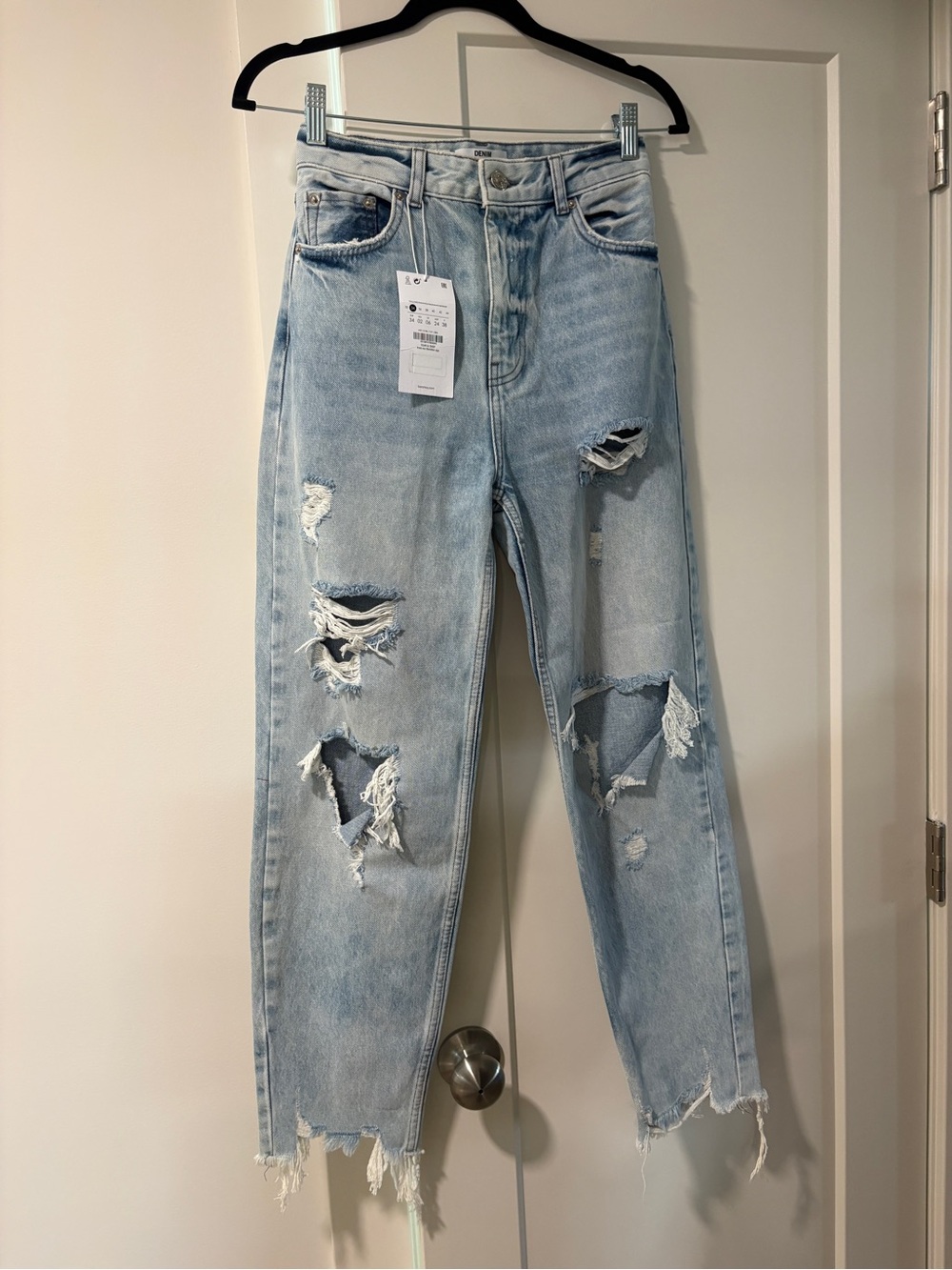 Bershka ripped mom jean in blue